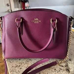 EUC Coach Sage Carryall - Wine